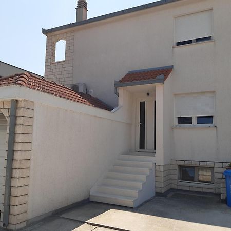 Apartmani Josipa Trogir Zewnętrze zdjęcie