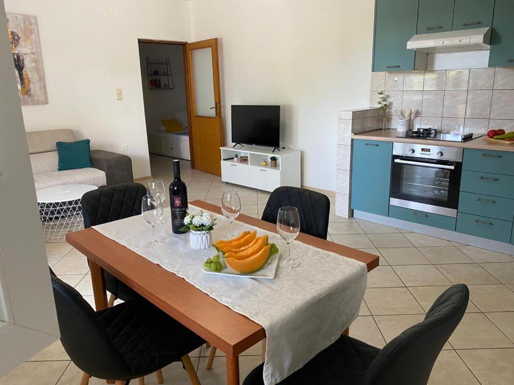 Apartmani Josipa Trogir Zewnętrze zdjęcie