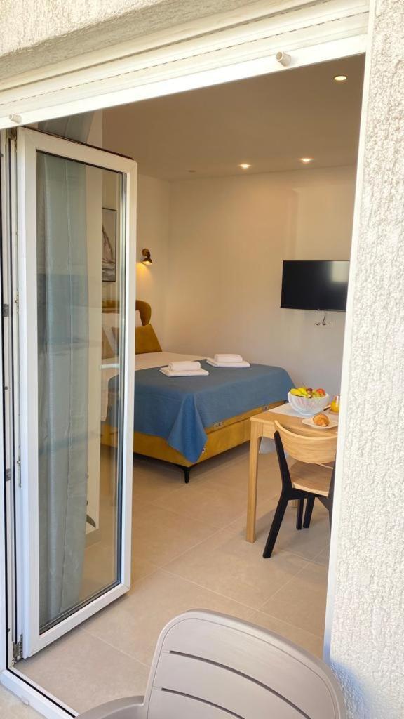 Apartmani Josipa Trogir Zewnętrze zdjęcie