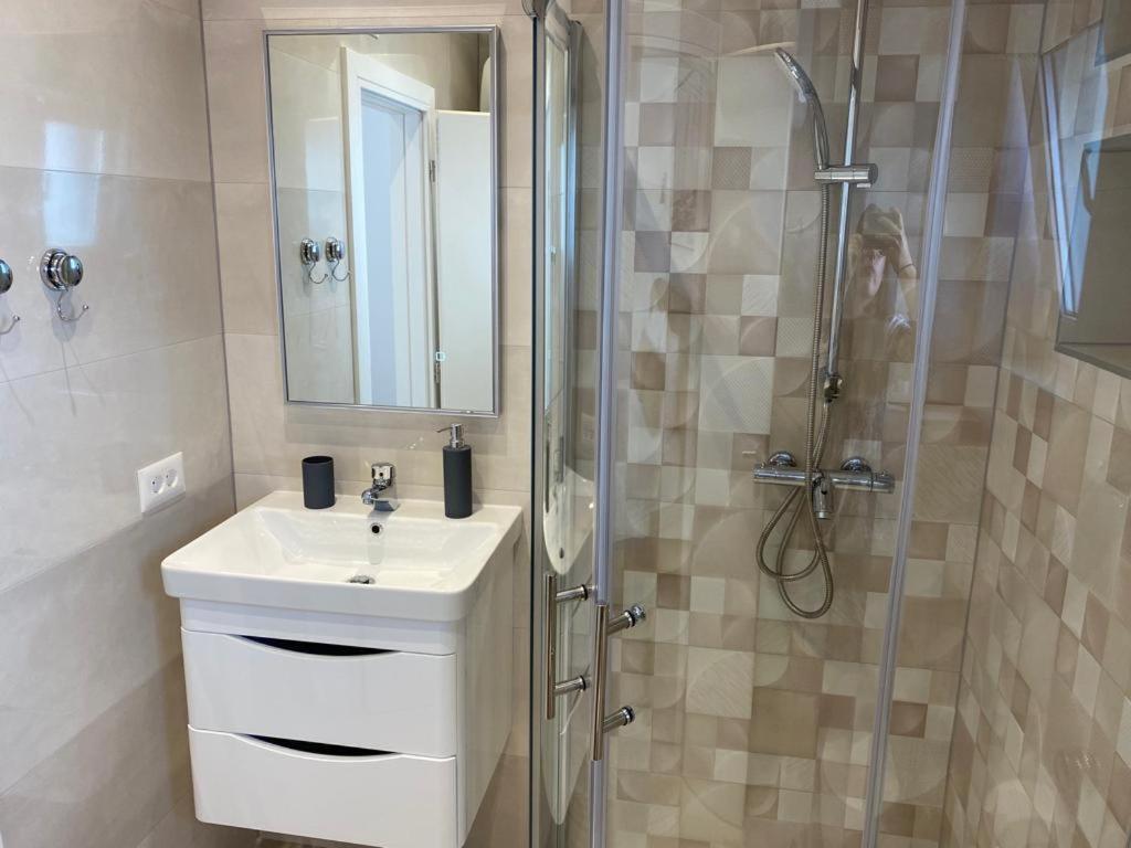 Apartmani Josipa Trogir Zewnętrze zdjęcie