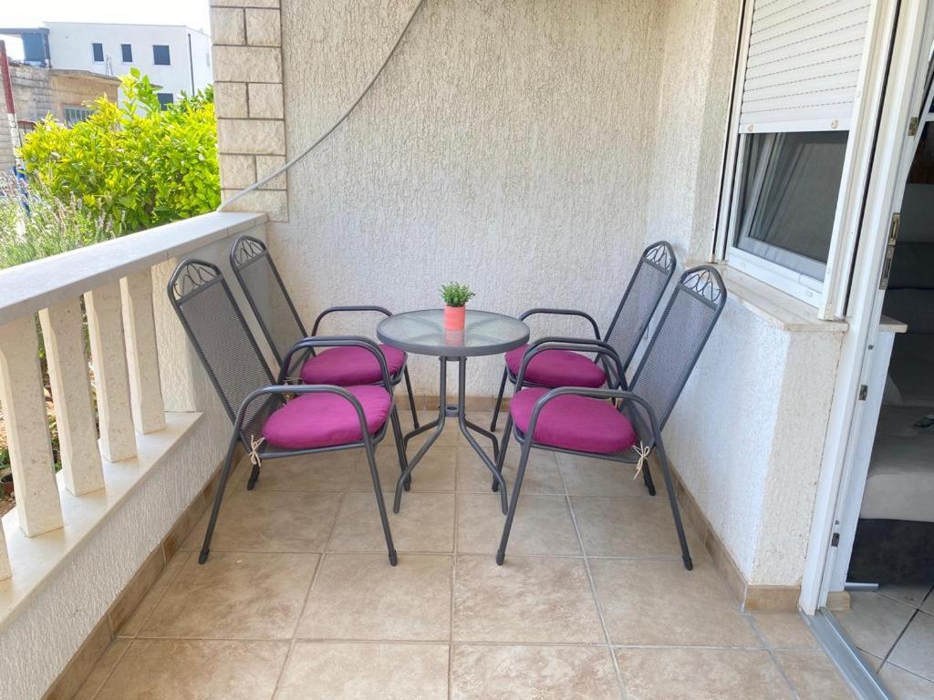 Apartmani Josipa Trogir Zewnętrze zdjęcie