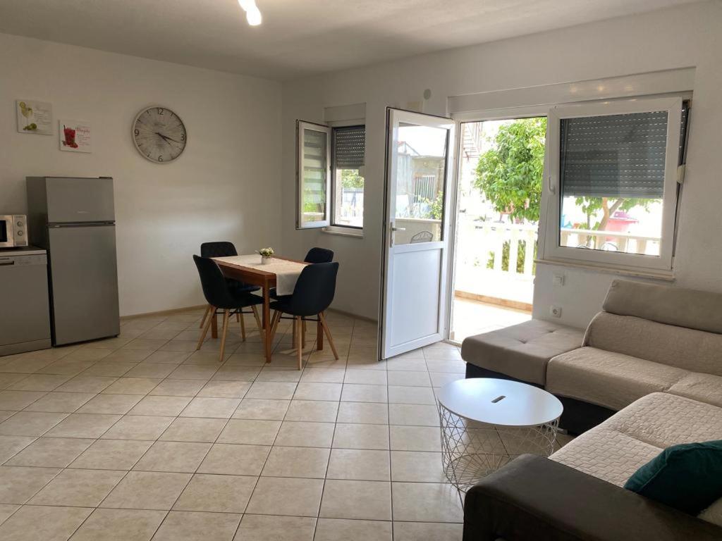 Apartmani Josipa Trogir Zewnętrze zdjęcie
