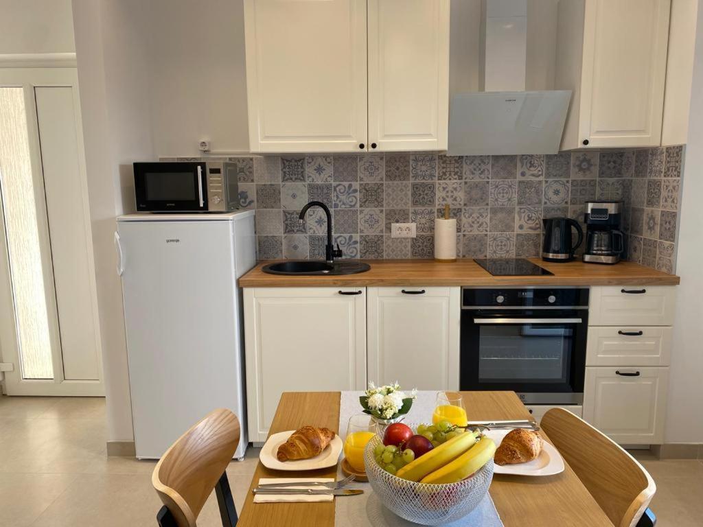 Apartmani Josipa Trogir Zewnętrze zdjęcie
