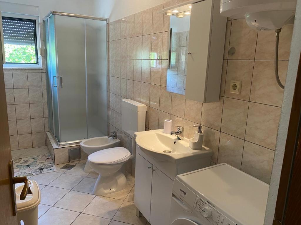 Apartmani Josipa Trogir Zewnętrze zdjęcie